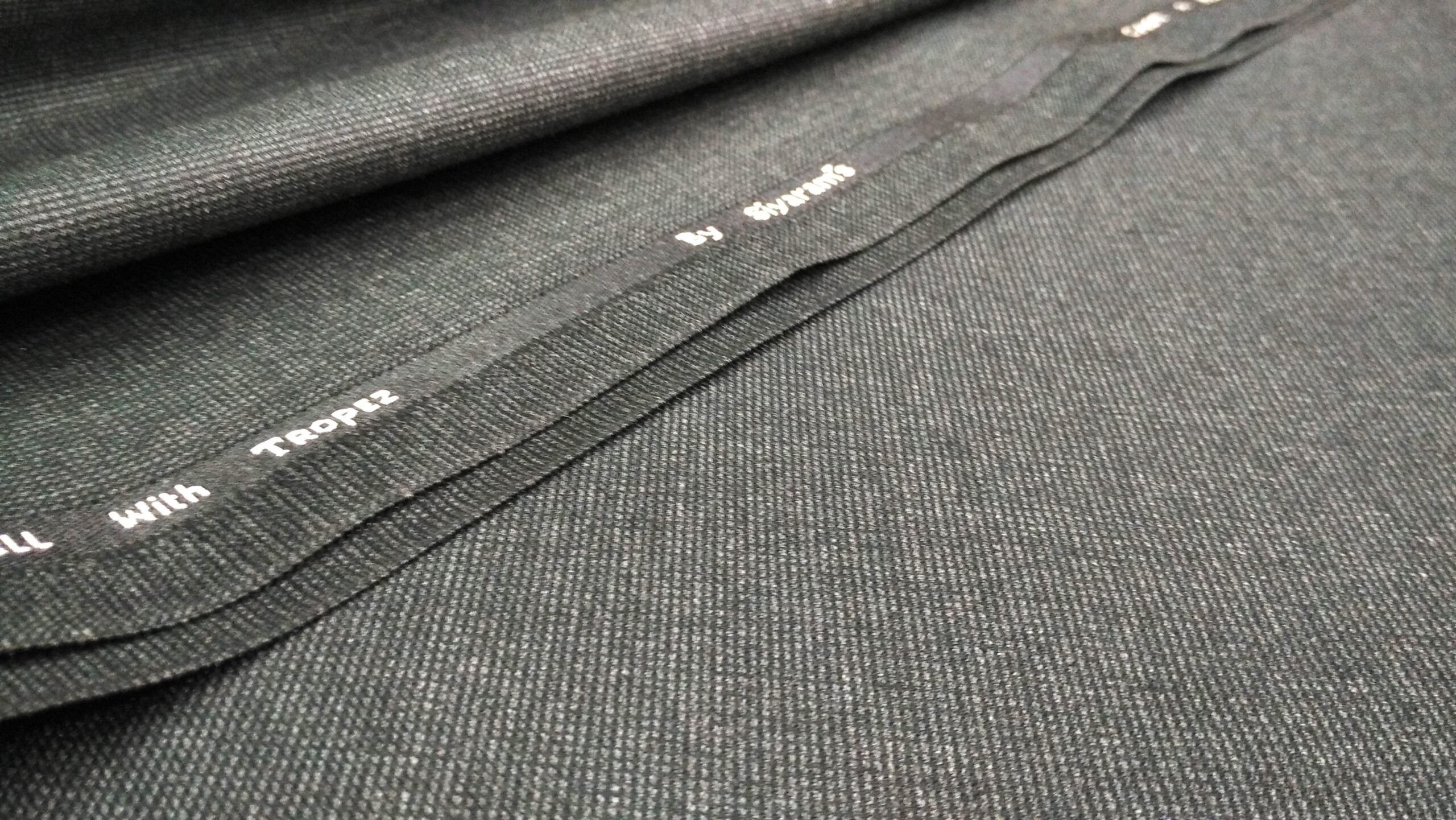 Siyarams Poly Viscose Womens Suit - 2pc