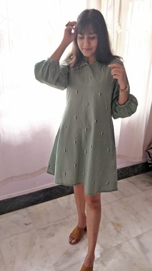 MANDARIN COLLAR , GREEN HANDLOOM , JACQUARD COTTON DRESS WITH LEAF MOTIFS